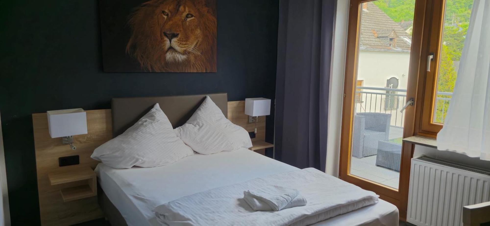 B3 Hotel Niederfell Екстериор снимка