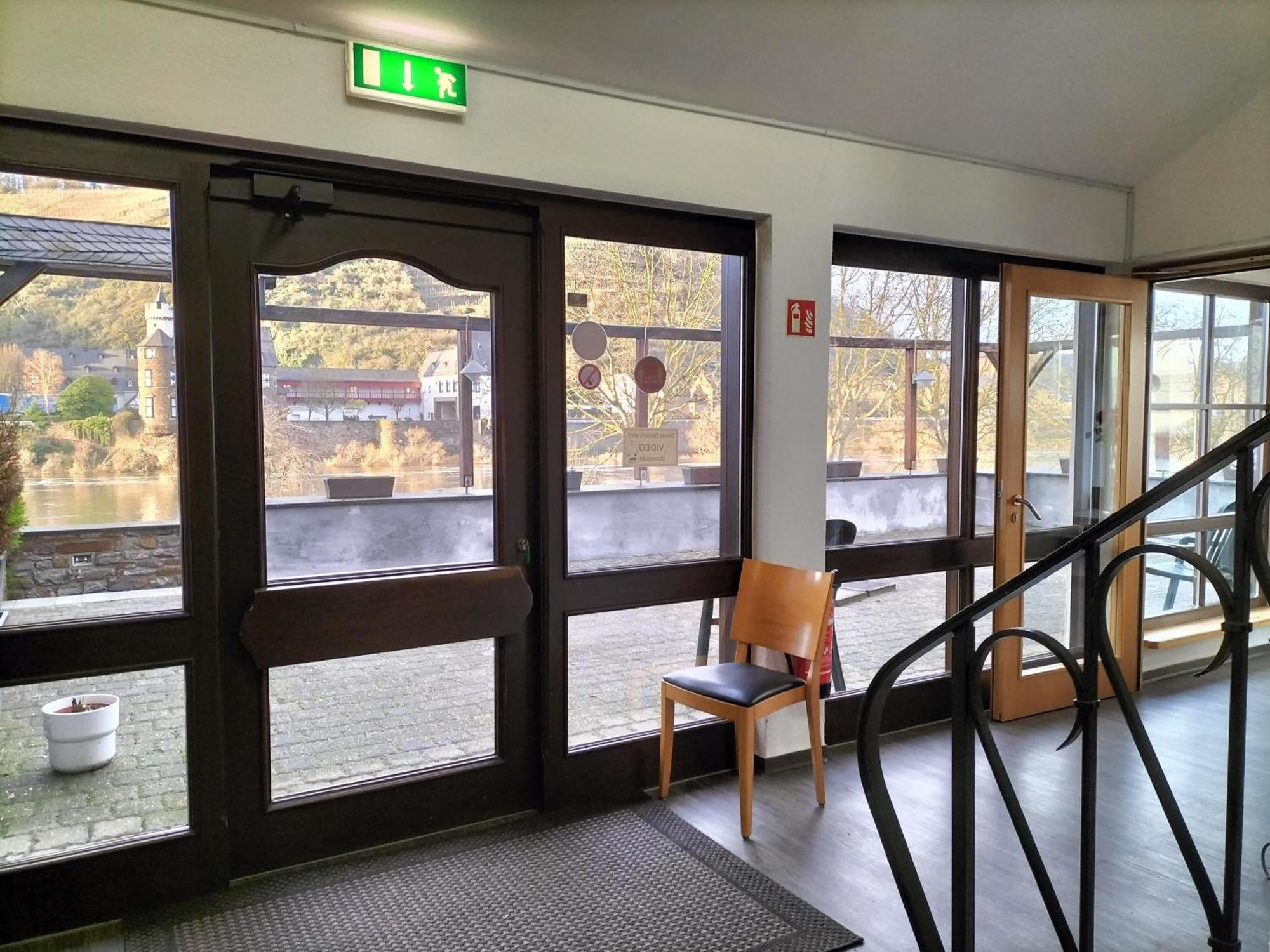 B3 Hotel Niederfell Екстериор снимка