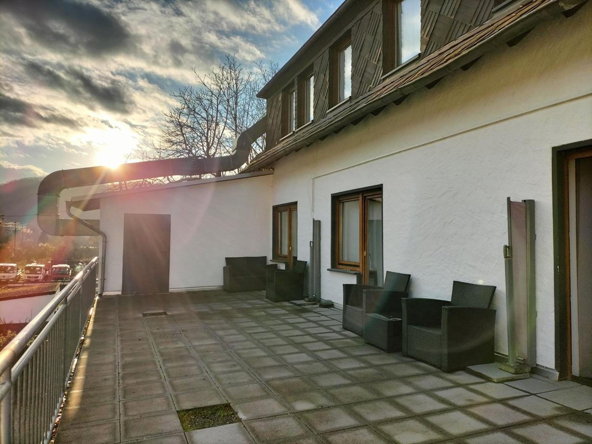 B3 Hotel Niederfell Екстериор снимка